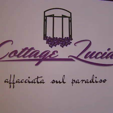 Lucia Holiday La Spezia